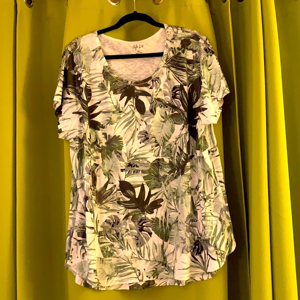 Style & Co  green and white tropical print
